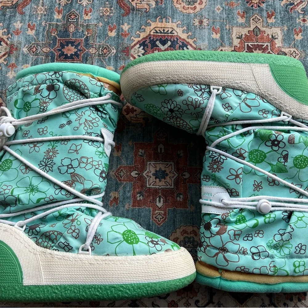 Women's Retro Moon Boots- Green - Picture 1 of 3